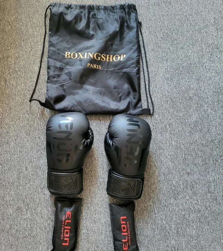 Gants de Boxe Venum 12 oz Noir Mat + Sac Boxing Shop + Désodorisants Elion Odor